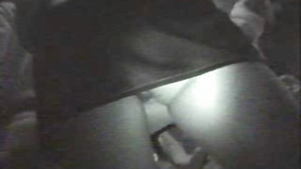 Sušikti didelę grobį šviesiaplaukę pornografiją visais būdais, kaip ji nori